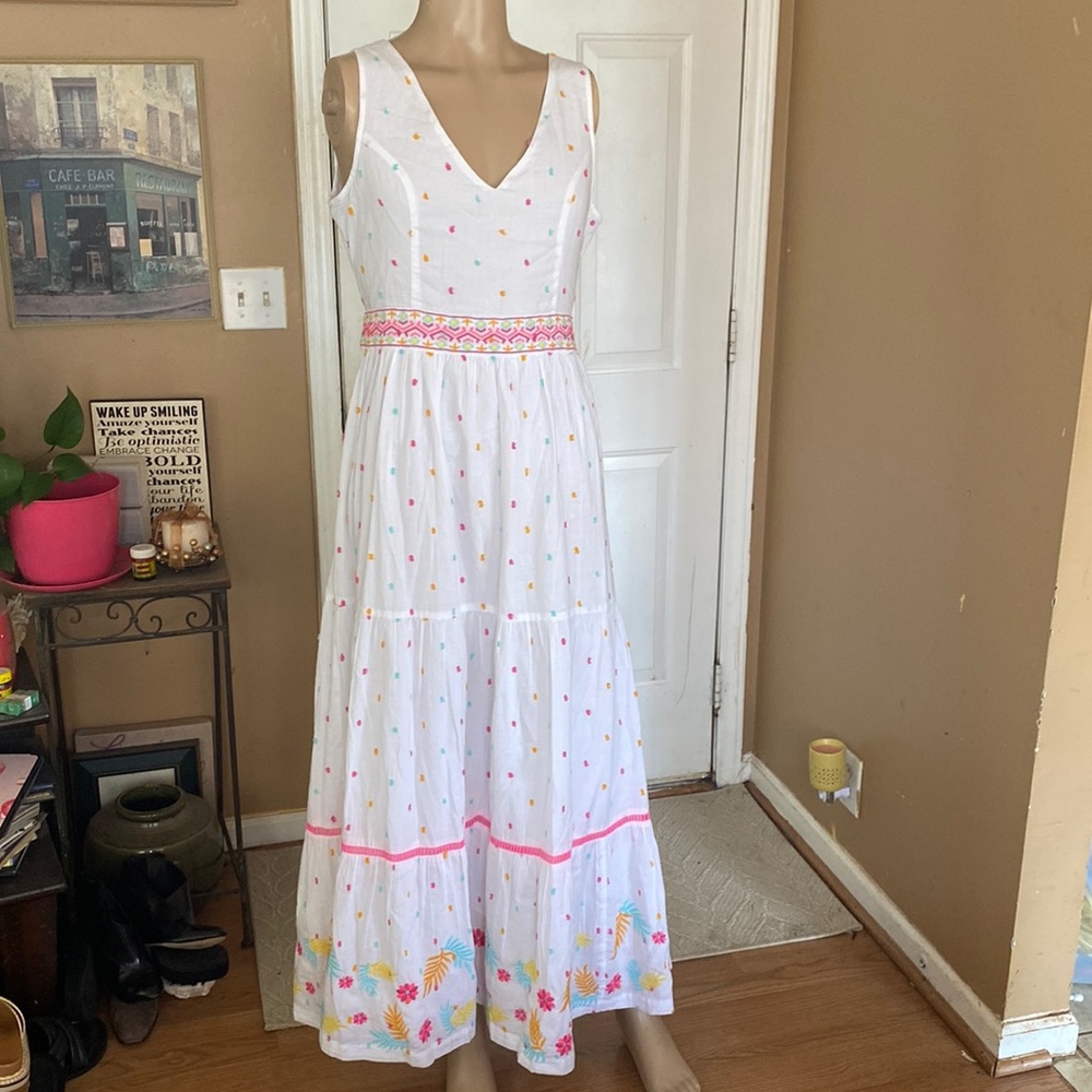 Cotton Crown&Ivy White Tiered Maxi Dress with Multicolor Floral Embroidery